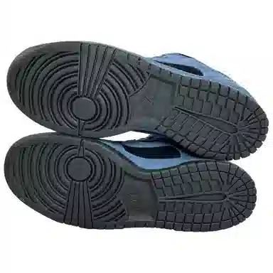 Supreme x Nike SB Dunk Low Pro OG QS