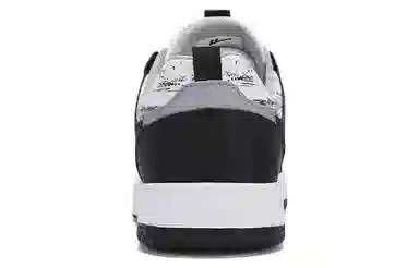 Warrior Low Black White