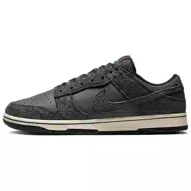 Nike Dunk Low PRM Black