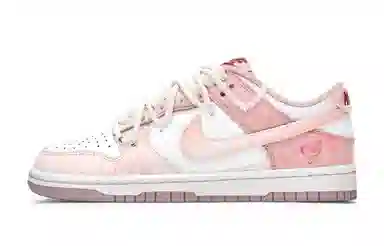 Nike Dunk Pink Velvet