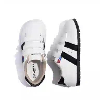 HUANQIU Classic Low-Top Sneakers