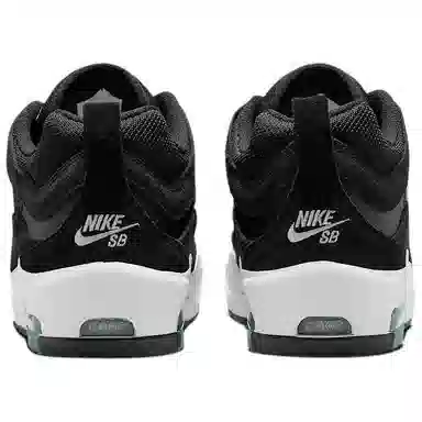 Nike Air Max Ishod Black