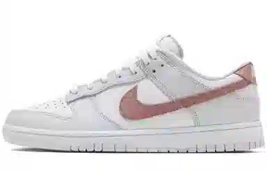 Nike Dunk Low Retro Vibe