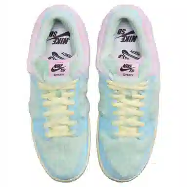 Verdy x Nike Dunk SB