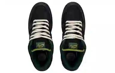 Nike Dunk SB "Black Magic"