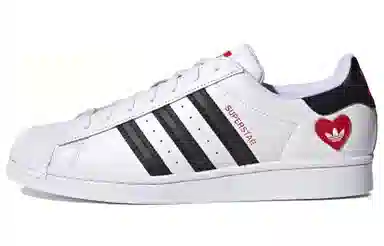 adidas Superstar
