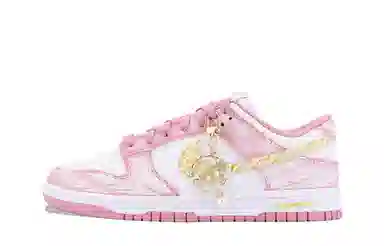 Nike Dunk "Aphrodite's Kiss"