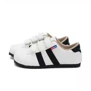 HUANQIU Classic Low-Top Sneakers