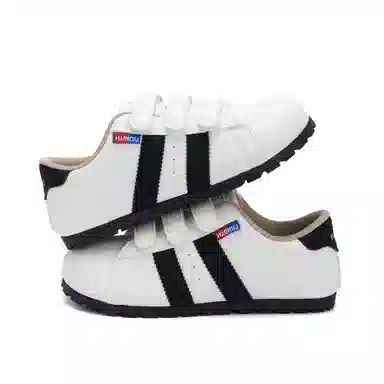 HUANQIU Classic Low-Top Sneakers