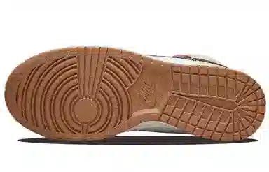 Nike Dunk "Toasty Rattan"