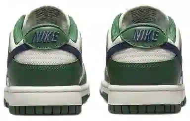 Nike Dunk Low "Gorge Green"