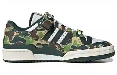 A BATHING APE x adidas Forum 84 Low Green