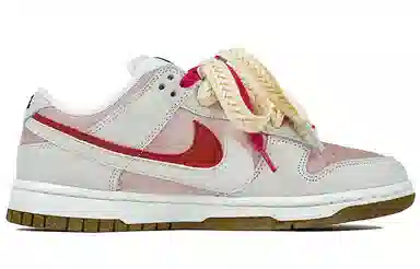 Nike Dunk Low SE