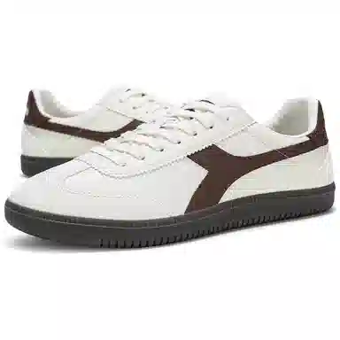 Diadora Saunter EC White