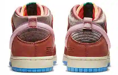 Social Status x Nike Dunk "Chocolate Milk"