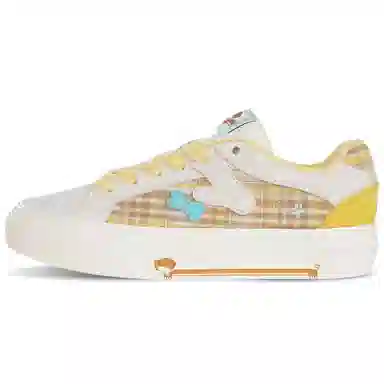 ollieskate Sausage Dog Low Top Sneakers