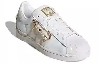 adidas Superstar