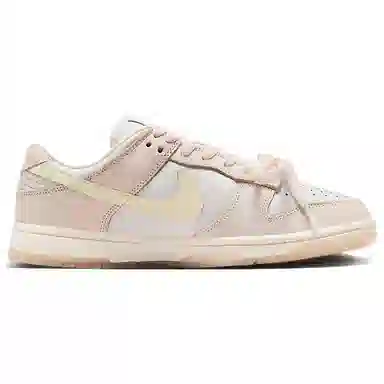 Nike Dunk Low "Light Soft Pink"