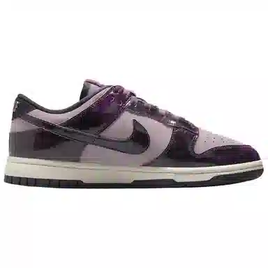 Nike Dunk SE Pink Purple