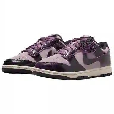 Nike Dunk SE Pink Purple