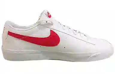Nike Blazer Low LX University Red
