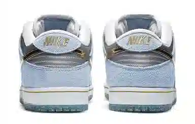 Nike Dunk SB Pro QS "Holiday Special"