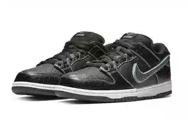 Diamond Supply Co. x Nike Dunk SB "Black Diamond"