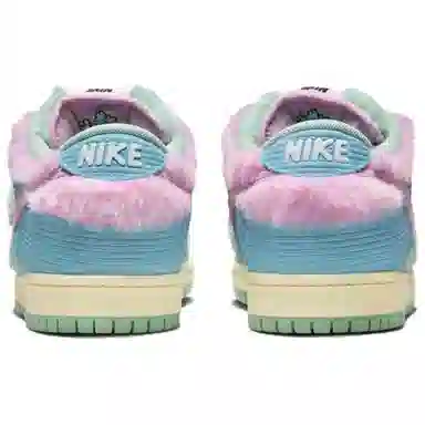 Verdy x Nike Dunk SB