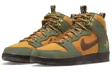 PASS~PORT x Nike Dunk SB Pro QS "Workboot"