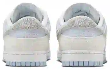 Nike Dunk "Light Armory Blue and Photon Dust"