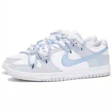 Nike Dunk Low "Pure Platinum"