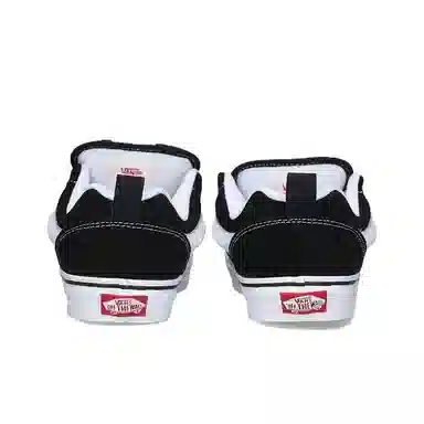 Vans Knu Skool Black/White