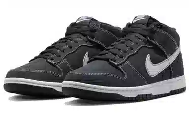 Nike Dunk "Off Noir"