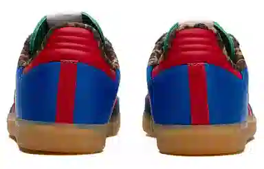 POLITICS x adidas Samba