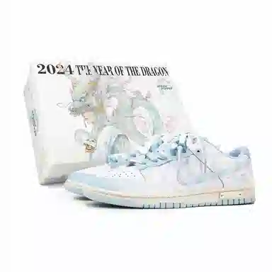 Nike Dunk Low "Year of the Dragon"