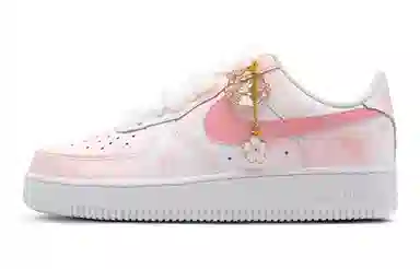Nike Air Force 1 Low LE