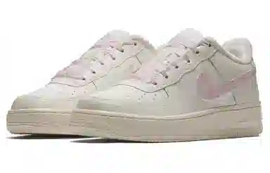 Nike Air Force 1 Low "Sakura Pink"