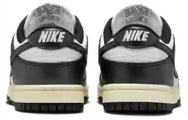 Nike Dunk Low Prm "Vintage Panda"