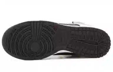 Nike Dunk Low Caramel Sweet