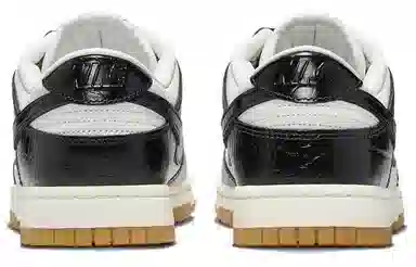 Nike Dunk LX Low Black White