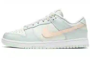 Nike Dunk Low Barely Green