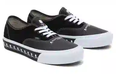 MASTERMIND WORLD x Vans Authentic Black