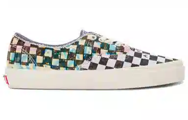 Stranger Things x Vans Authentic Checkerboard