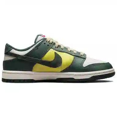 Nike Dunk Low "Noble Green"