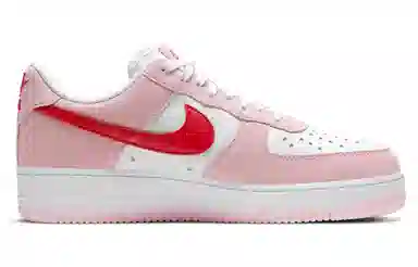 Nike Air Force 1 '07 QS "Valentine's Day"