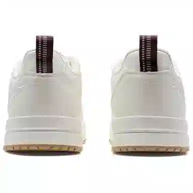 特步 舒适百搭 耐磨保暖轻便 低帮 板鞋 男款 帆白