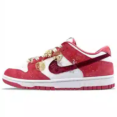 Nike Dunk Low WMNS "Valentine's Day"