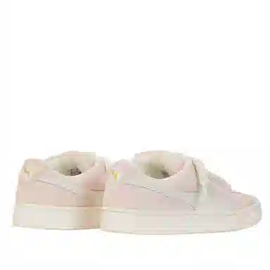 PUMA Suede
