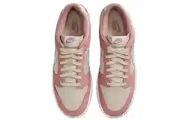 Nike Dunk Low WMNS "Red Stardust"