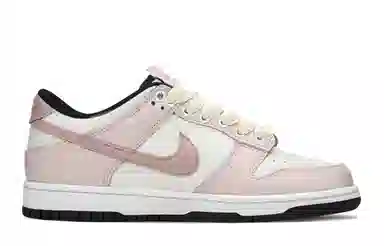 Nike Dunk Low "Summer Princess"